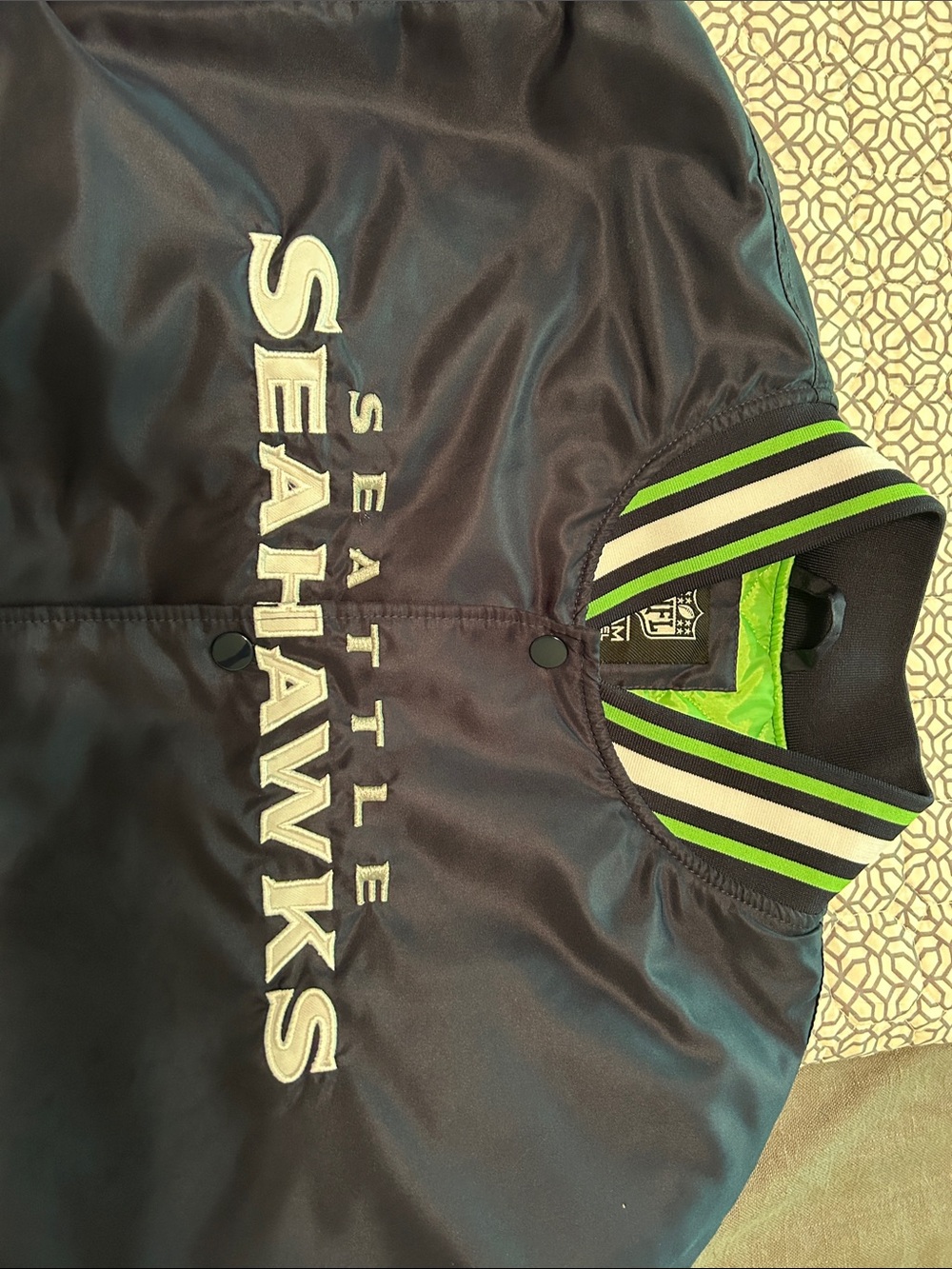 NFL Seattle Seahawks Starter Jacket- large - Picture 10 of 10
